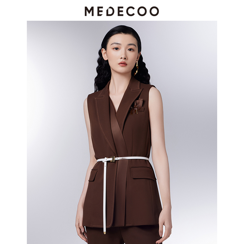 墨蒂珂一粒扣短款拼接马甲外套