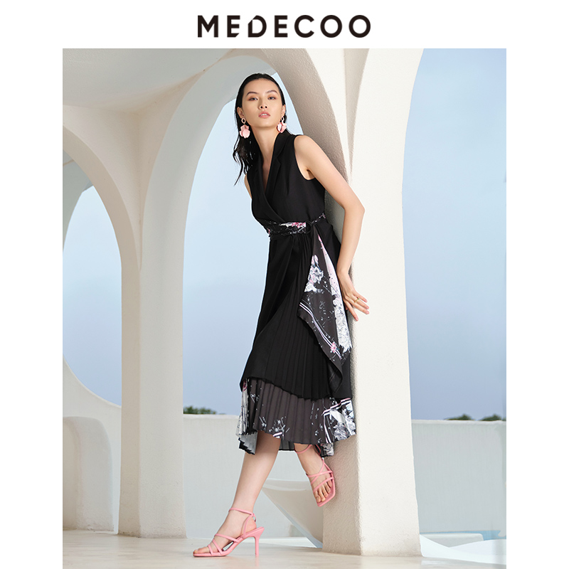 墨蒂珂A字雪纺印花连衣裙