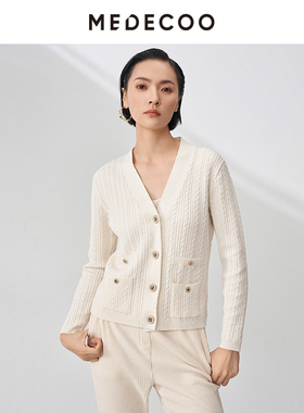 MEDECOO/墨蒂珂秋季新款 纽扣装饰V领长袖针织开衫女MHQ40209