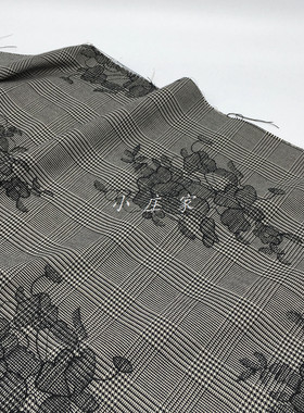 黑灰色千鸟格子艺术花卉涤棉面料 春季 垂坠 亲肤 套装 裙子 布料