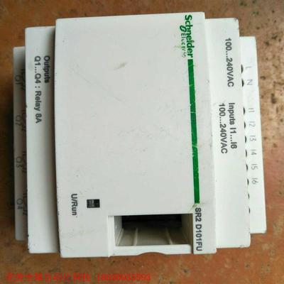 施耐德SR2 D101FU逻辑控制器,正品拆机,有磕碰,底部