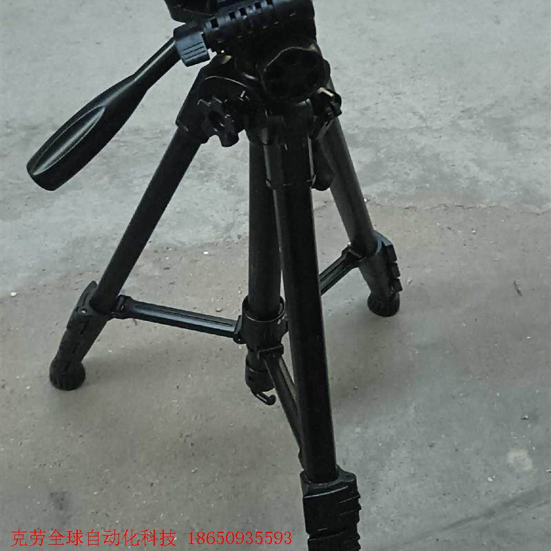 云腾三脚架vcT-690RM,全部打开150CM左右,收起来
