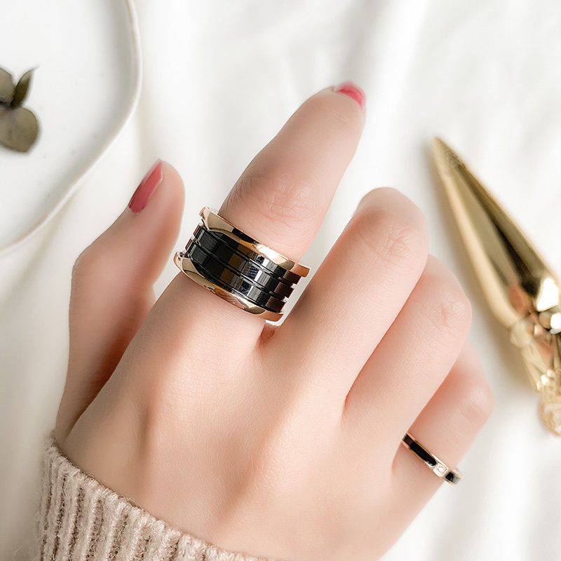 陶瓷戒指女韩版个性简约气质情侣对戒男潮人指环冷淡风网红装饰品