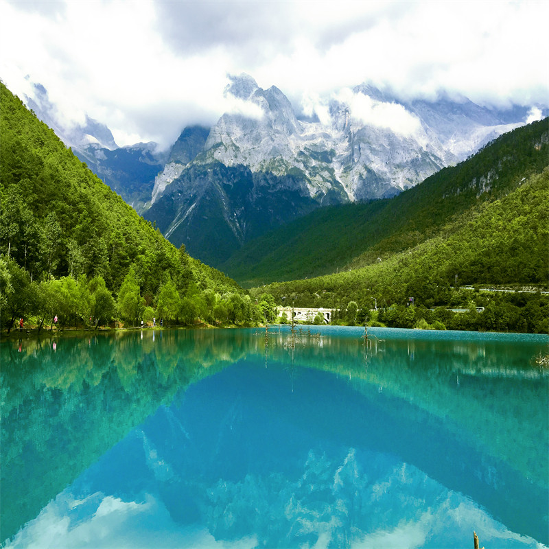 湖泊冰山风景直播背景布绿山蓝天超大湖面蓝色系主播墙面装饰背景