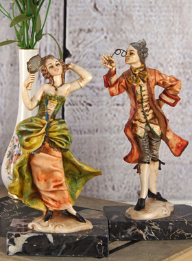 意大利摆件 手工制作合成材质人物一对 西洋收藏复古家居装饰摆件