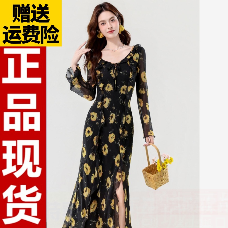 海边出片穿搭印花度假连