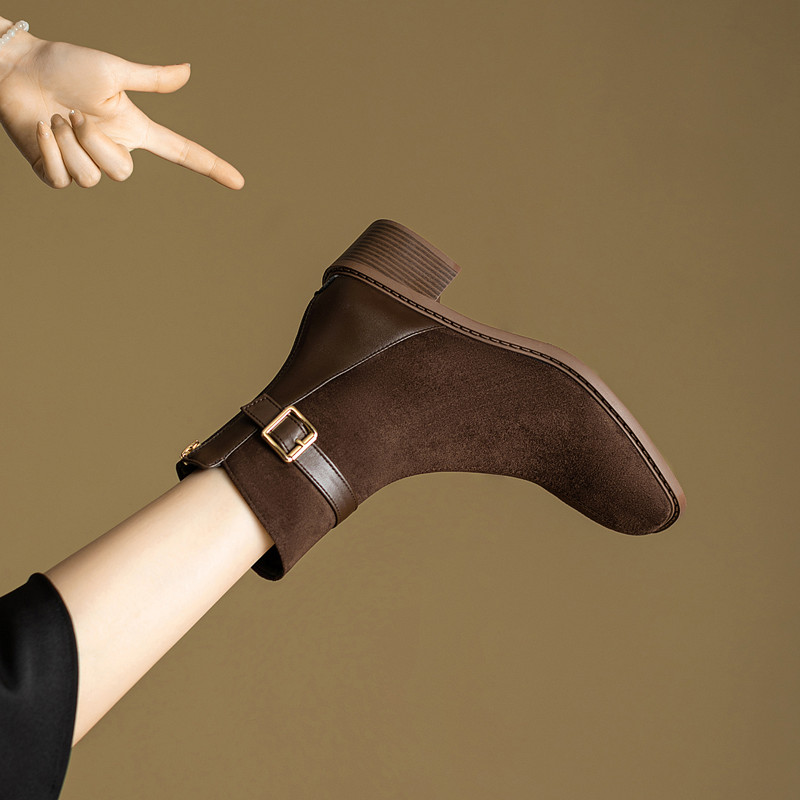 ladyblack皮带扣后拉链粗跟短靴女秋冬复古骑士靴子3340大码41-43