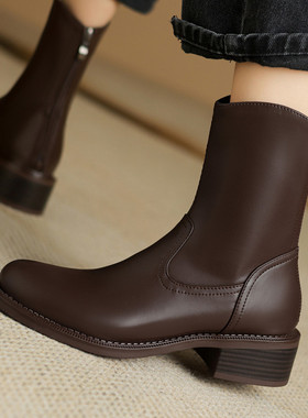 ladyblack3340大小码41-43后拉链显瘦弹力短靴女秋冬粗中跟马丁靴