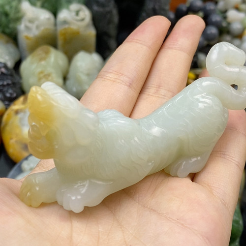和田且末糖白虎虎生威