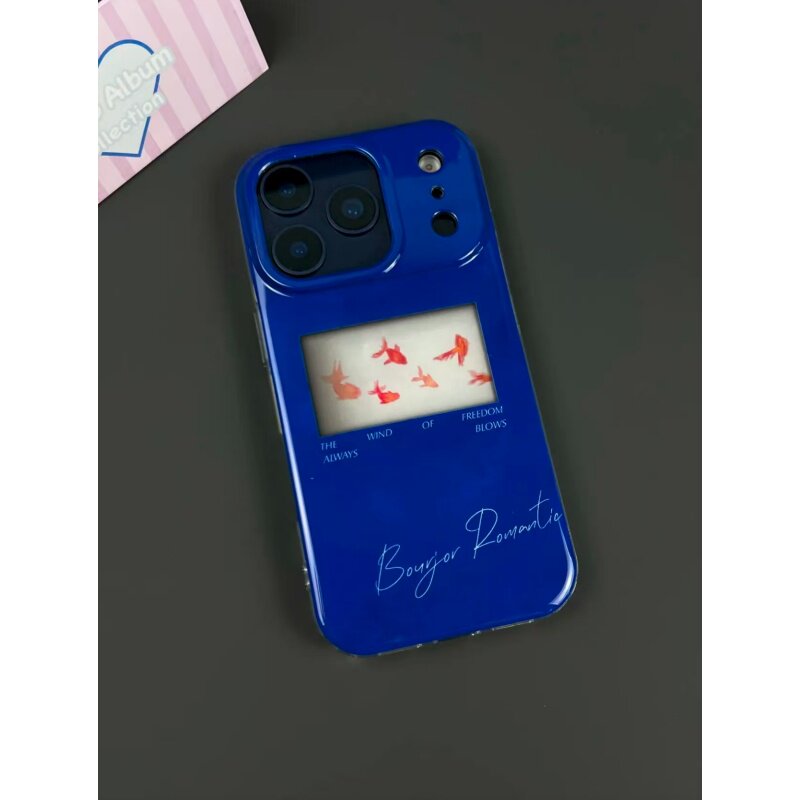 克莱因蓝红鲤鱼适用苹果17promax大孔手机壳iPhone17pro双层16/15/14/13pro小众创意vivo华为P70小米15oppo套