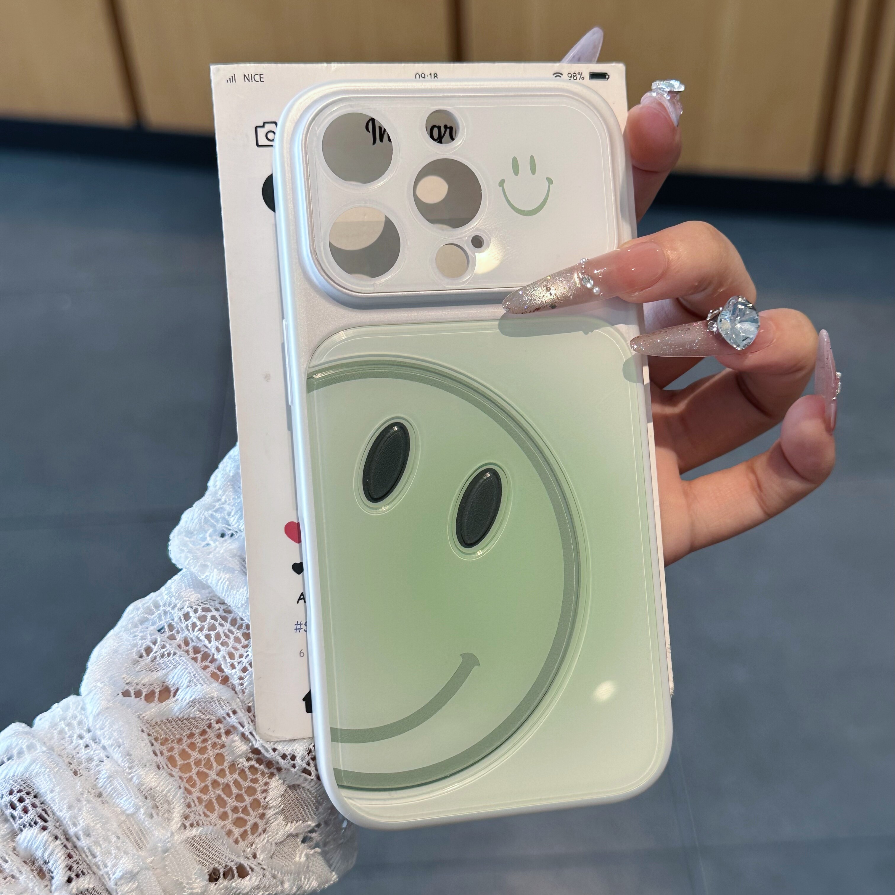 奶绿色仿原渐变立体笑脸适用苹果17/16promax手机壳iPhone15plus全包镜头膜14/13Pro简约个性13Promax保护套