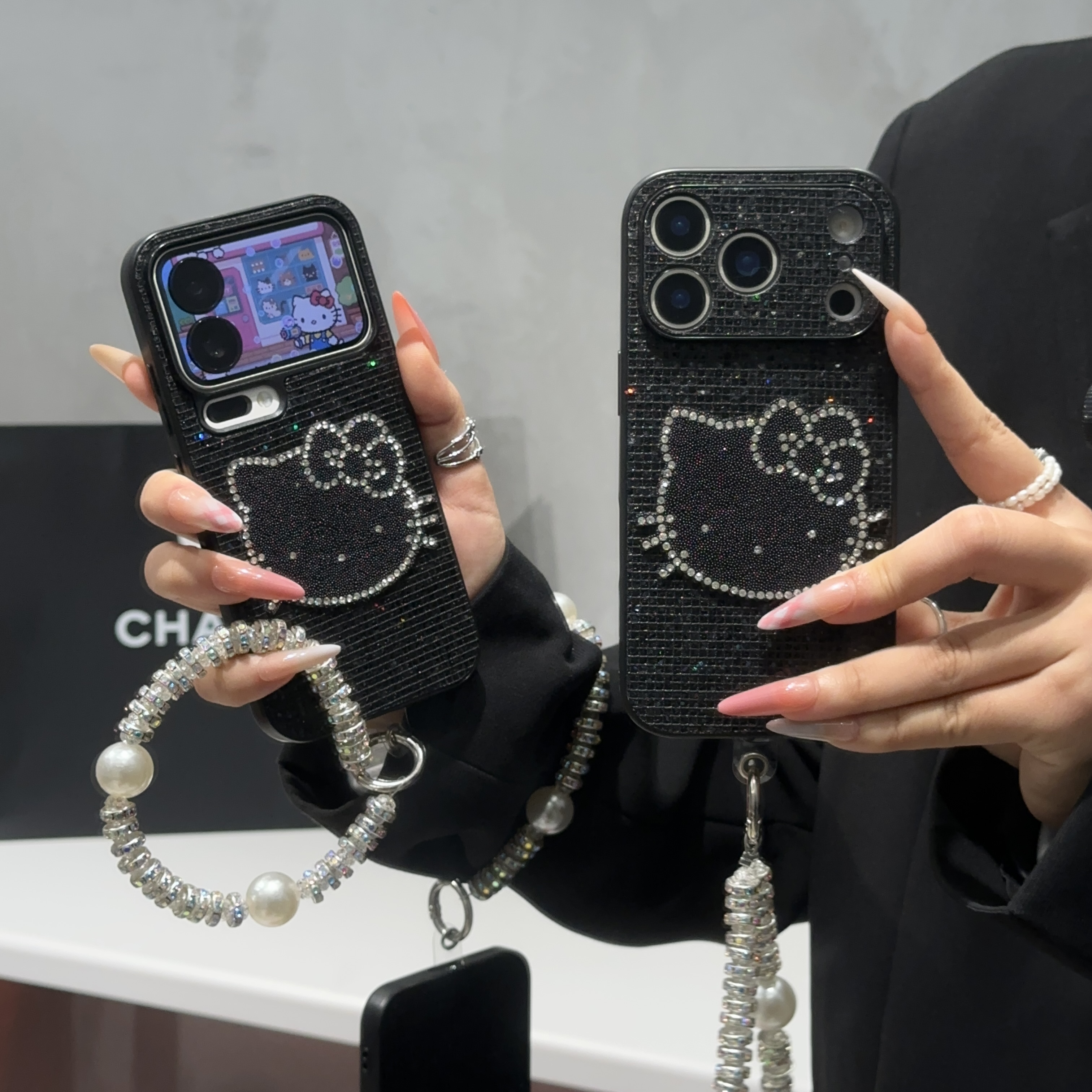 闪钻kt珍珠挂链适用苹果17promax小香风手机壳iPhone16/15/14/13pro全包防摔vivo华为P80小米15oppoAIR女款套