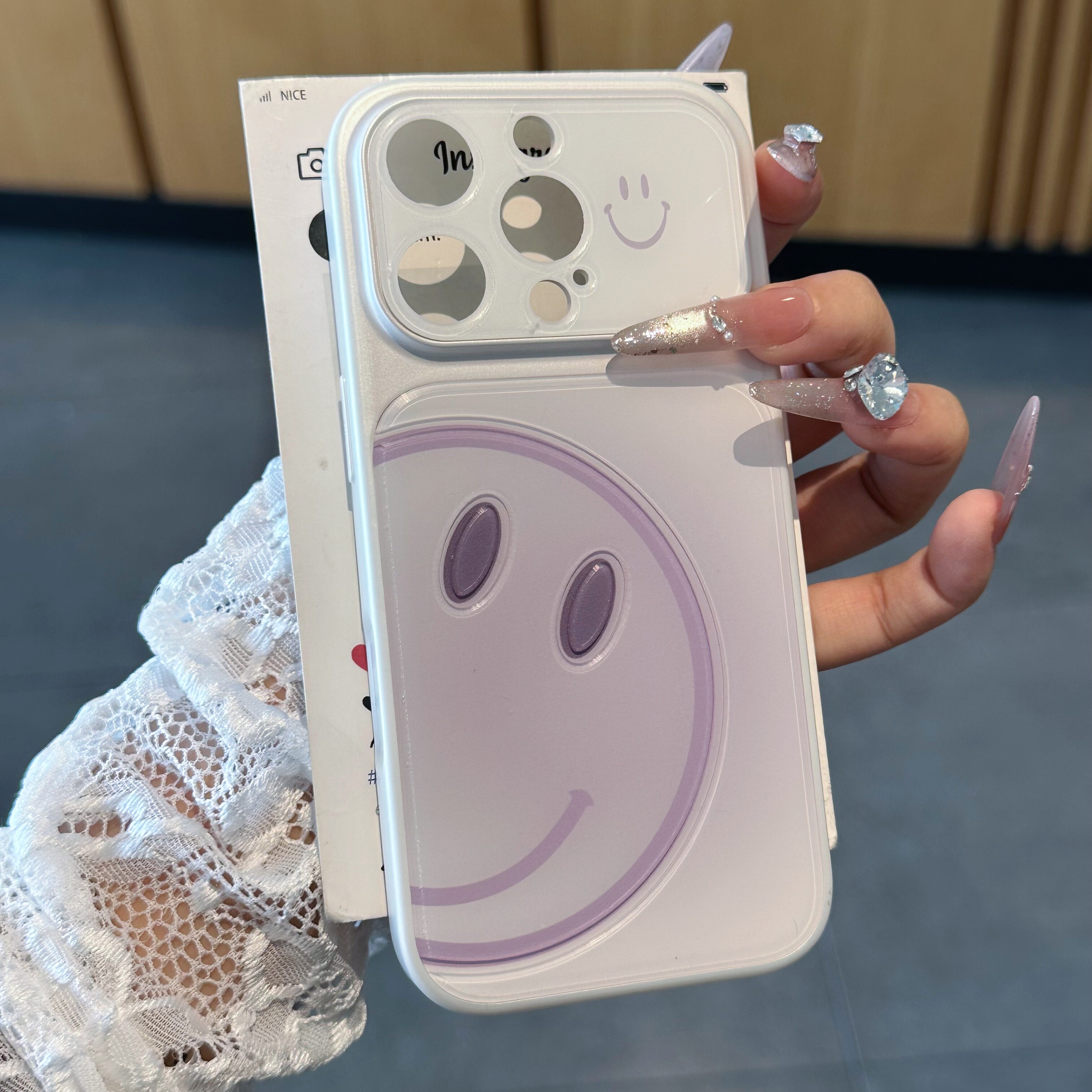 灰白色仿原渐变立体笑脸适用苹果17/16promax手机壳iPhone15plus全包镜头膜14/13Pro简约个性13Promax保护套