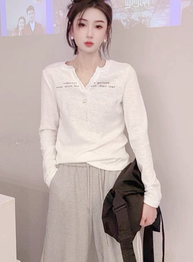 欧货时尚百搭字母V领长袖T恤女