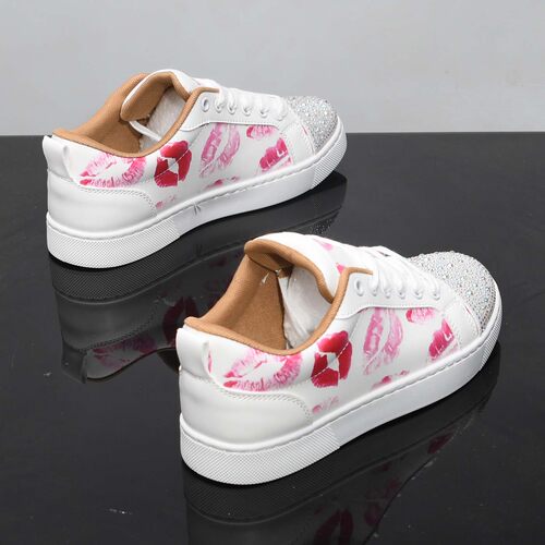 2025新款小白鞋男女红唇休闲板鞋