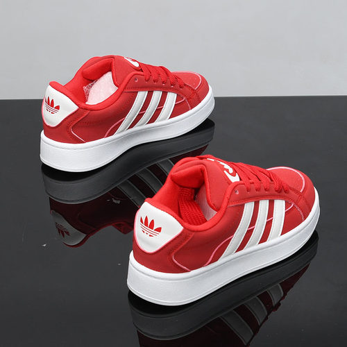 情侣款空军小白鞋2025春季新款轻便透气运动百搭潮流时尚休闲板鞋