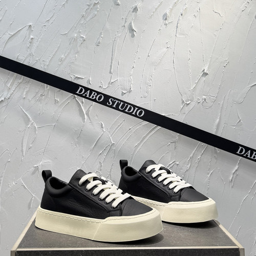 低帮系带软底休闲鞋男士运动板鞋