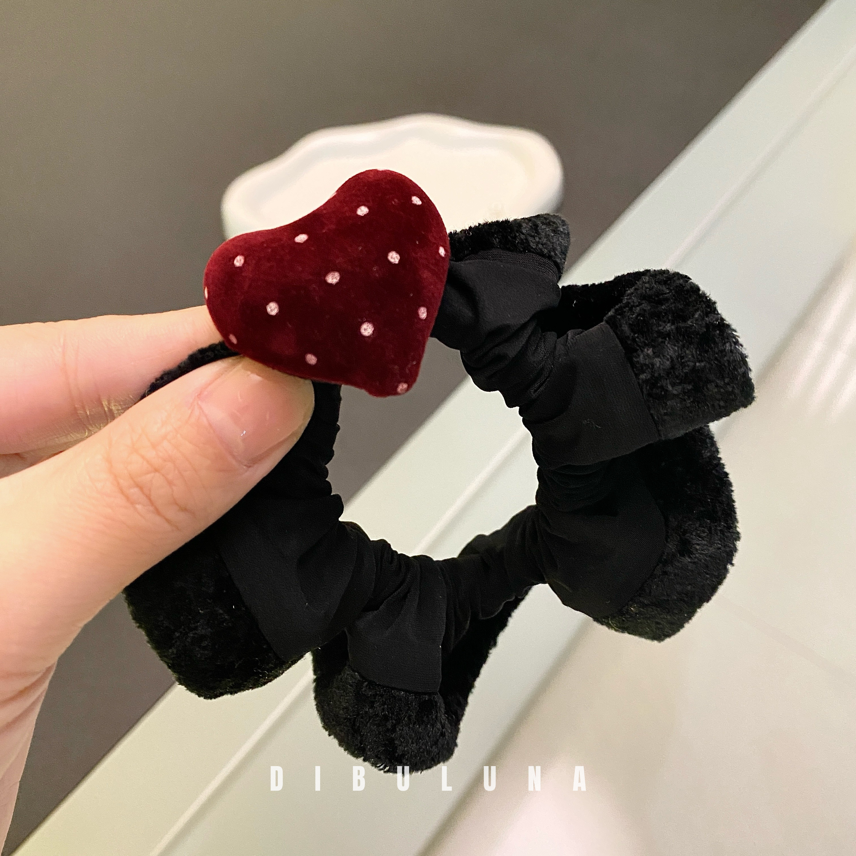 韩版波点爱心绒布发圈女黑色荷叶边牛奶丝面膜发绳可爱少女头饰
