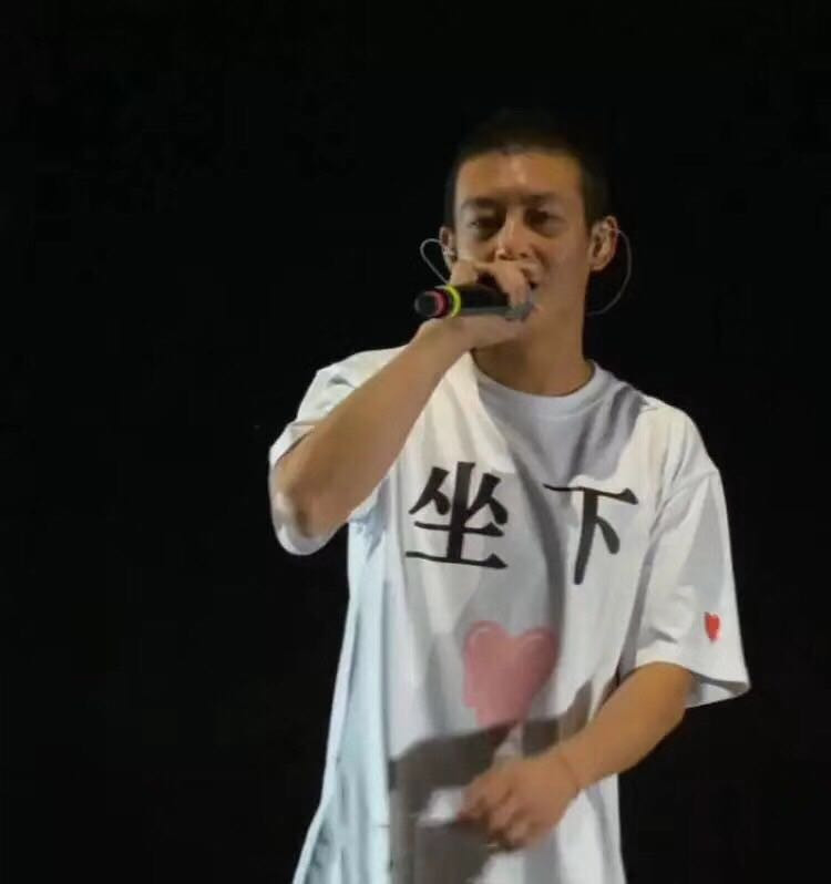 Eu 17ss ³Â¹Úϣʾ·¶ ×øÏÂҪǫÐé °®ÐĺìÐÄ Èܽâ·ÛÐÄ ÄÐÅ® ¶ÌÐäTÐô