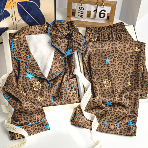 猫人春秋款长袖冰丝睡衣女带胸垫