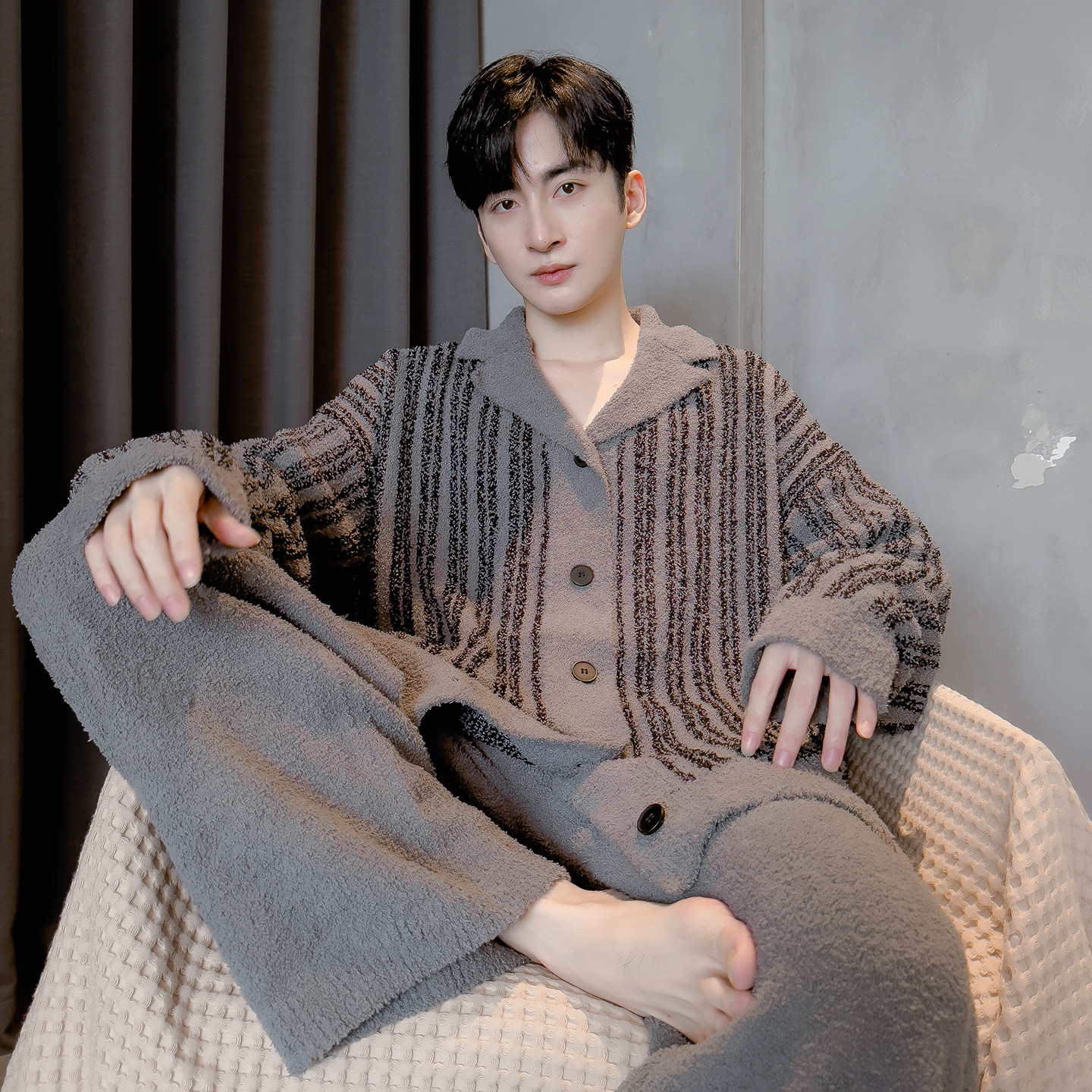 猫人男士半边绒睡衣2025款秋冬季加绒加厚保暖高级感可外穿家居服