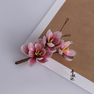 原创【绯玉琼枝】纯手工非遗蚕丝绒花胸针中国风新中式山茶花配饰