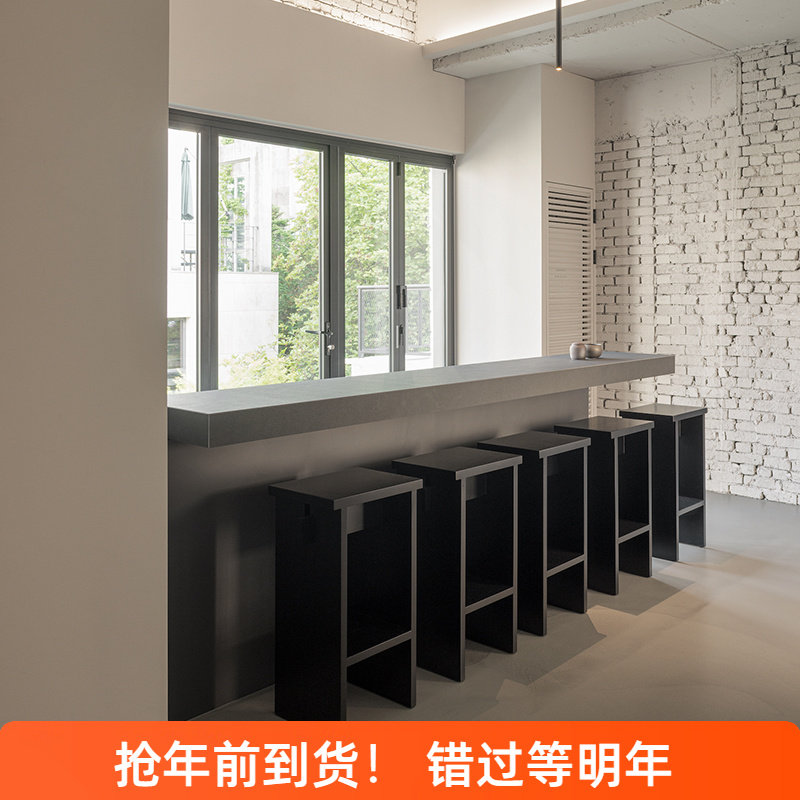 创意设计师吧凳家用餐厅岛台高脚凳现代简约黑色实木茶凳吧台凳子