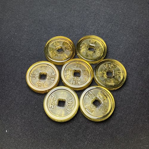 琉璃黄水晶铜钱乾隆通宝钱币摆件开运吉祥物家居工艺聚宝盆装饰品 - 封面
