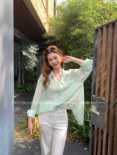 SY韩系新款时尚高品质翻领单排扣露背防晒长袖衬衫加背心两件套