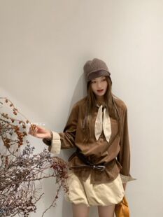 法式新款时尚高品质通勤拼色兔耳朵宽松显瘦百搭衬衫打底上衣女