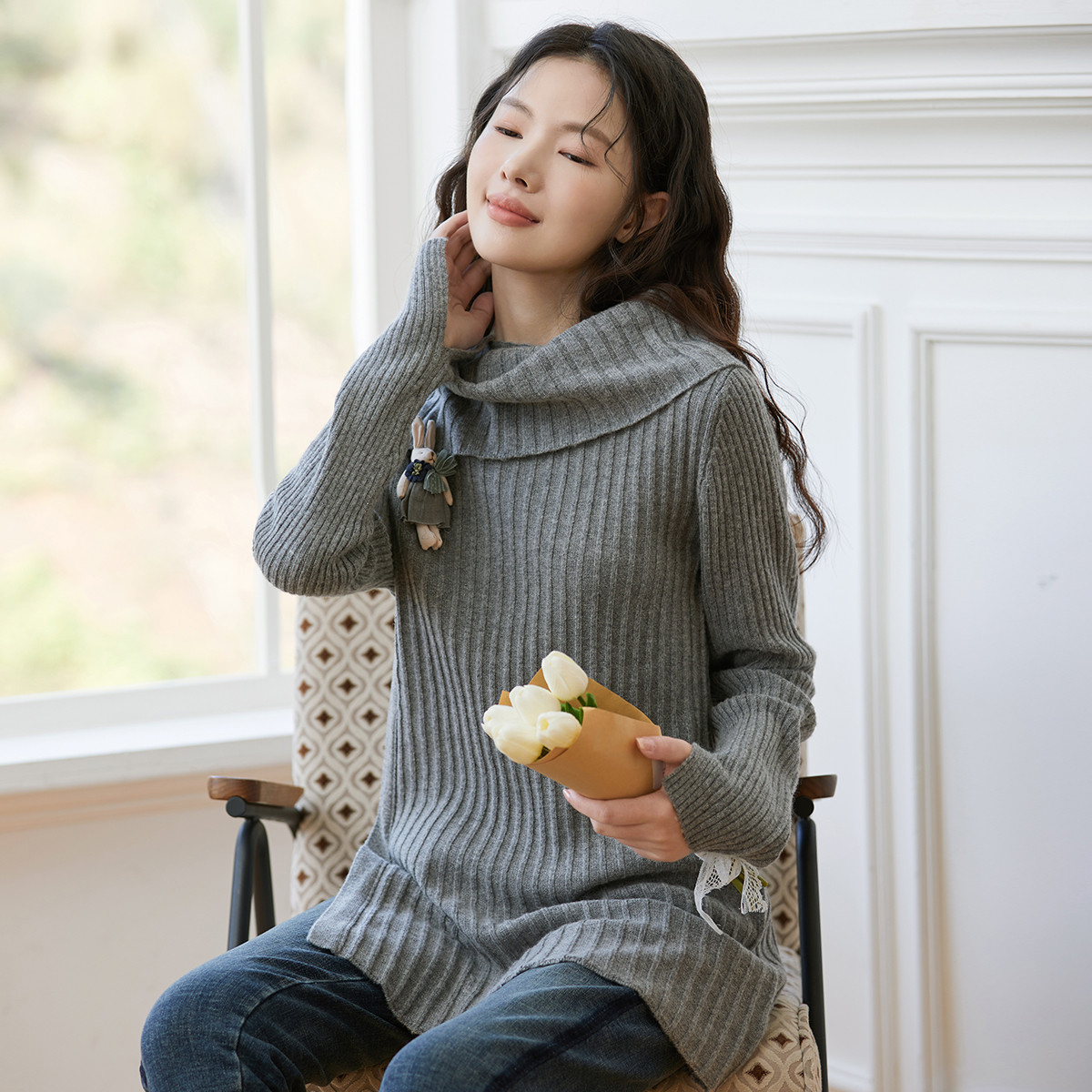 Famecoco折扣店不规则套头毛衣纯色修身针织衫围脖可拆F228DB010