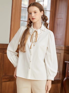 Famecoco折扣店设计感花瓣领衬衫宽松百搭灯笼袖衬衣F228BH008