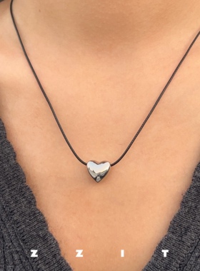 可调节大小毛衣链桃心吊坠