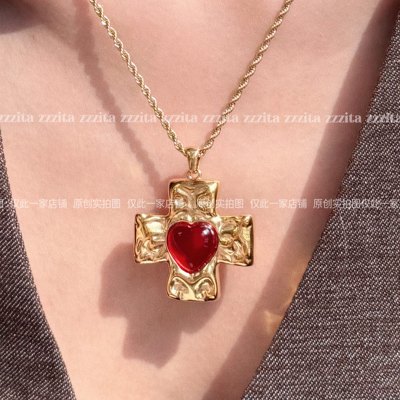 ZZZITA 中古爱神·Vintage Couple～红色爱心十字架毛衣链长项链