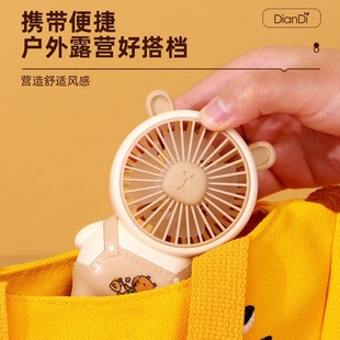 新款 大风力桌面小风扇 水豚手持卡通挂绳小风扇USB充电迷你便携式