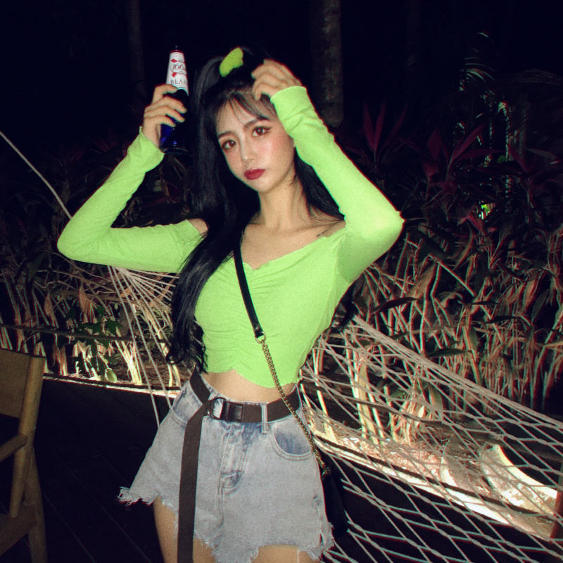 New spice girls European and American sexy fluorescent green one line collar top navel revealing women's T-shirt real price