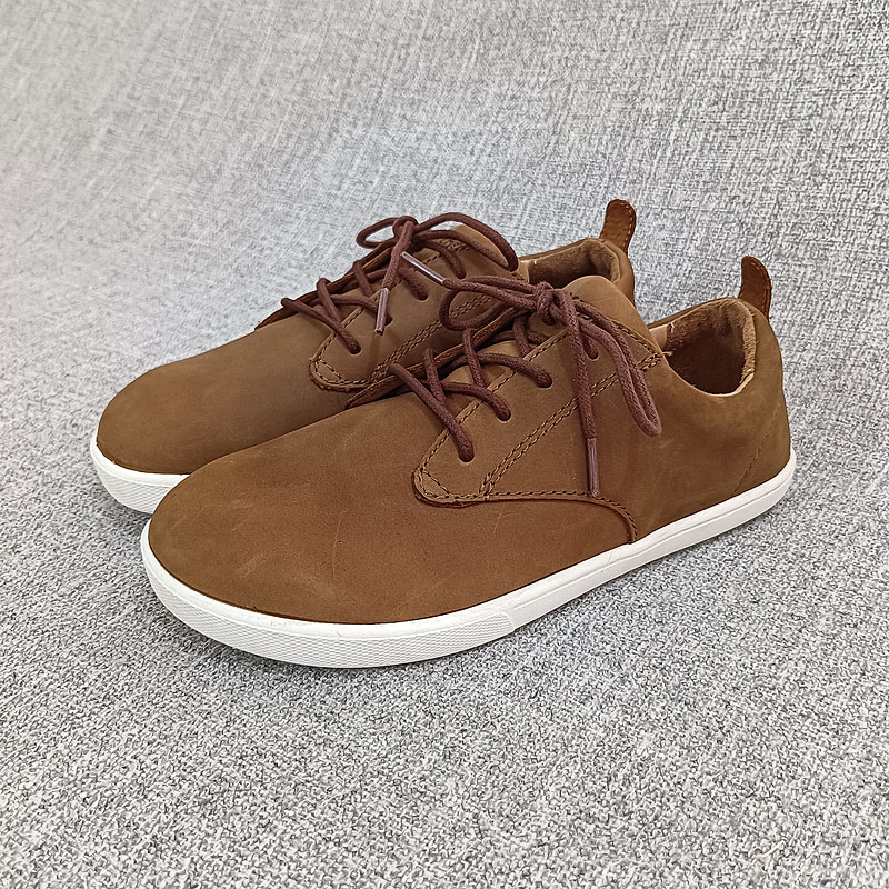 外贸牛皮包子鞋全家亲子男女鞋系带板鞋真皮防滑大码男鞋F4543