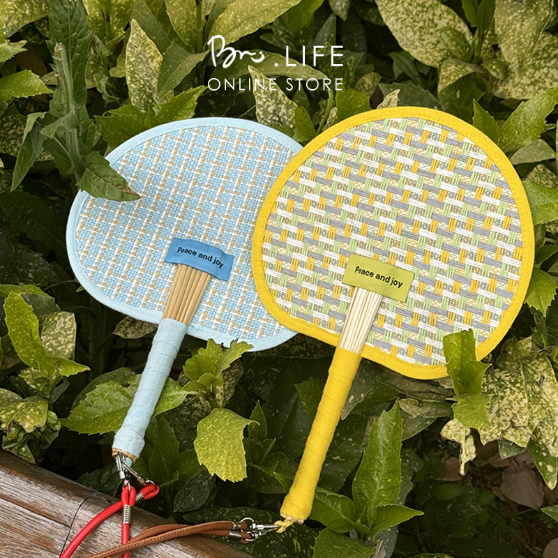 ins奶油风手工编织扇子 创意可爱夏天蒲扇斜挎便携手摇扇装饰挂件