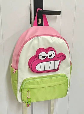 可爱蜡笔小新书包拼色大容量小学初高中大学生上课通勤卡通双肩包