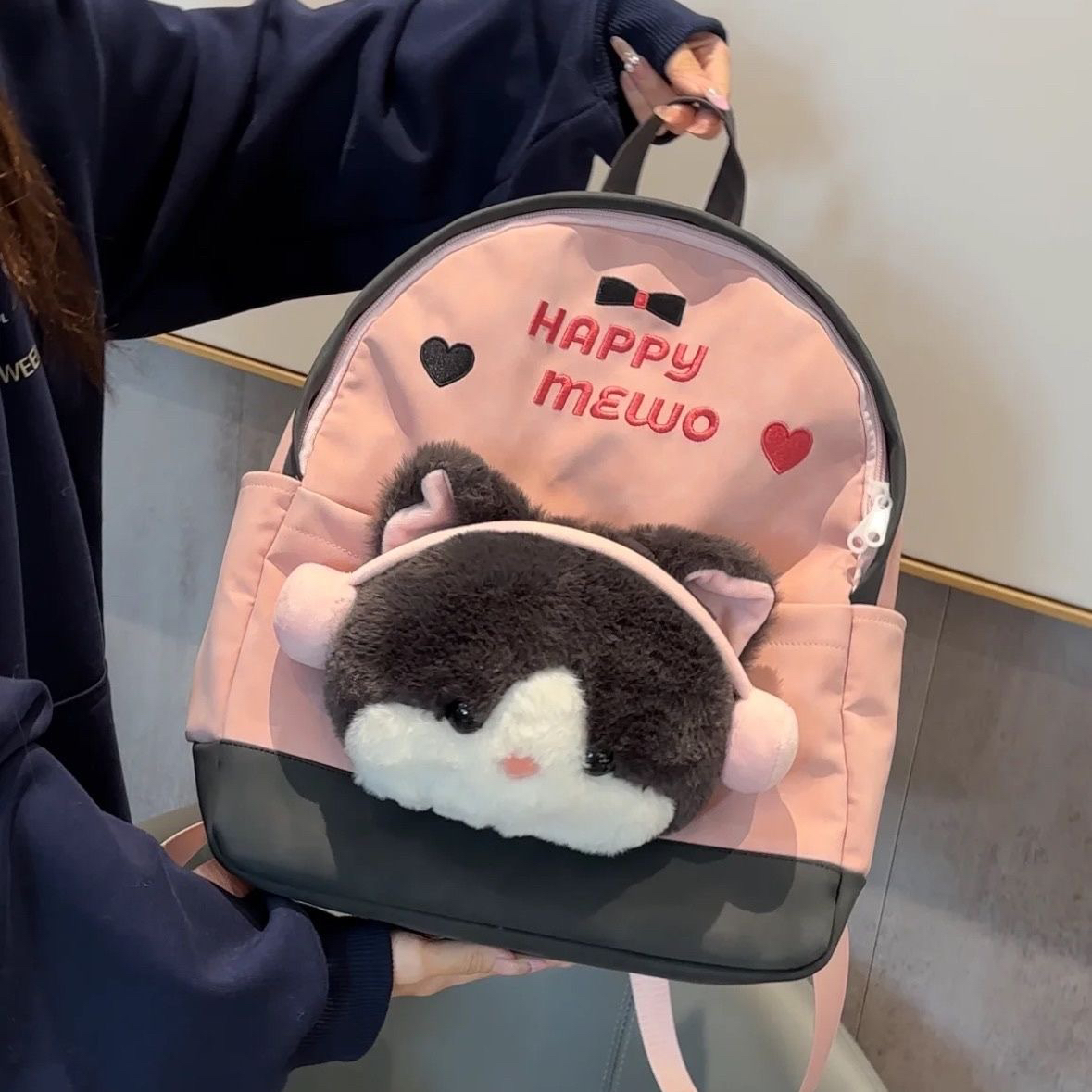 小熊猫耳机包双肩包毛绒书包可爱学生上课通勤包玩偶女初高中背包