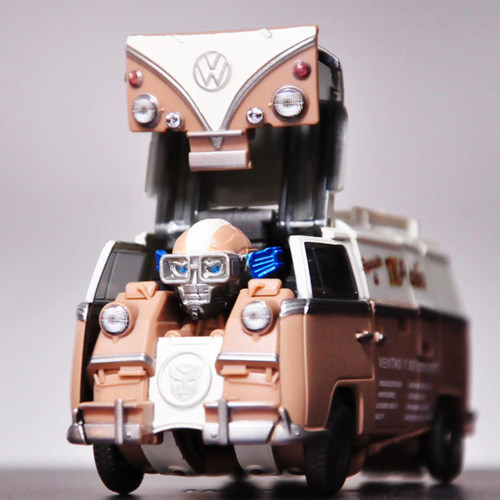 电影版千斤顶变形金刚玩具