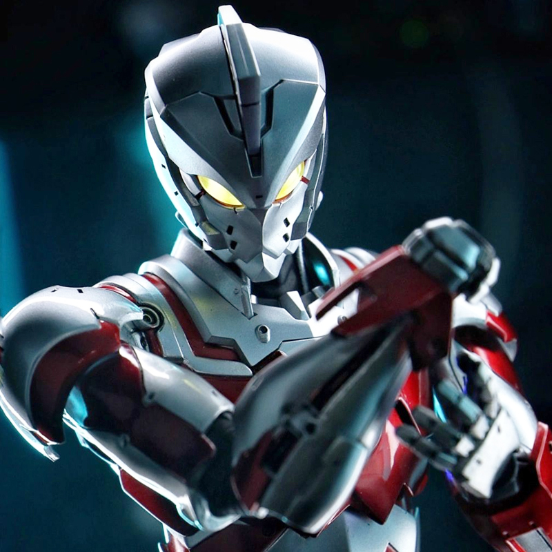 机动奥特曼艾斯装甲手办