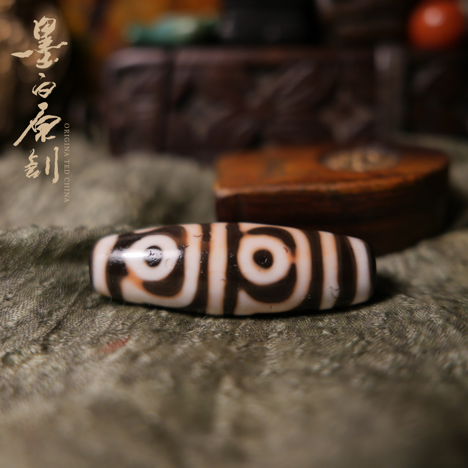 「墨白」超神级 稀有高清四眼天珠勒子吊坠玛瑙金刚星月菩提配饰