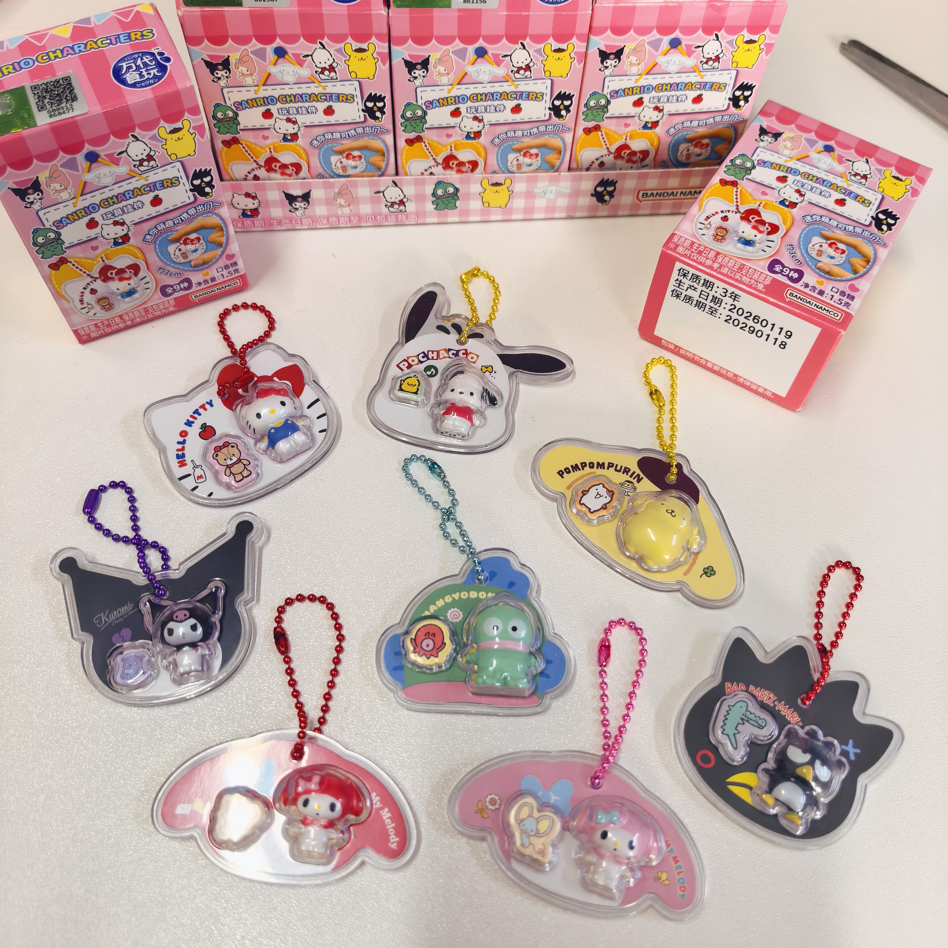万代正品HelloKitty挂件扭蛋图片