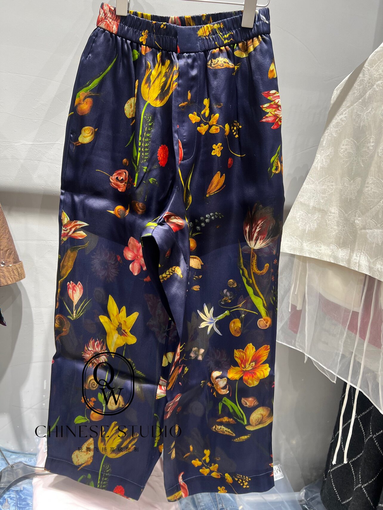 2026早春新款贵气舒服印花真丝欧根缎直筒休闲裤子 花裤子