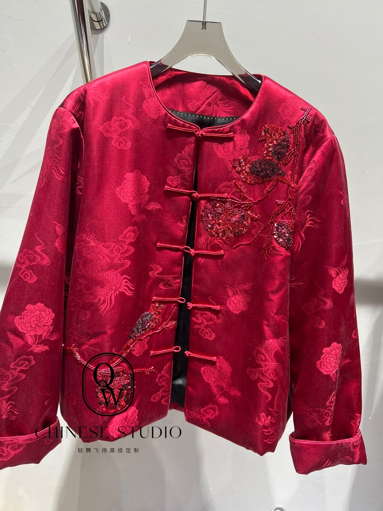 2026秋冬新款时尚圆领盘扣真丝提花亮片棉服外套女宽显瘦百搭上衣,女装/女士精品,上衣,淘宝优惠券,粉丝福利购,淘宝优惠卷