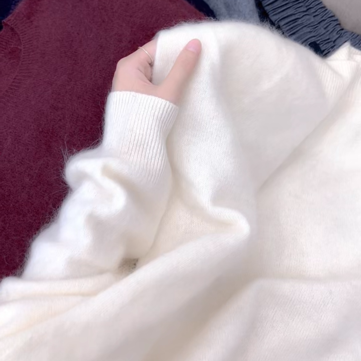 秋冬新品【全毛拉绒】无缝一体圆领套头纯色宽松长袖厚毛衣 5521