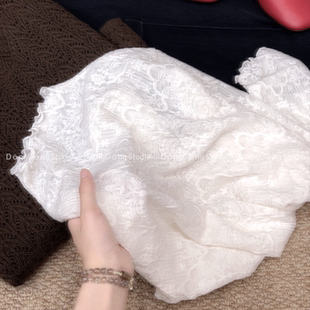 正版！新粉必入！【法式蕾丝】半高领套头纯色镂空修身长袖打底衫
