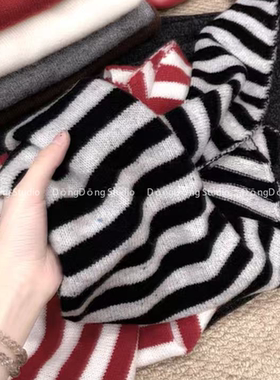 人手两条，全羊毛！【三角披肩】全毛纯色经典百搭韩系时尚气质风