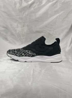 正品 锐步 Reebok FURYLITE 女子一脚蹬休闲跑步鞋 BD4460 现货